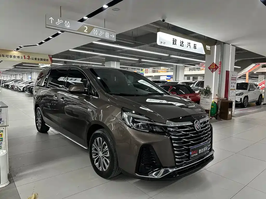 Buick GL8 2024 из CN, фото 5