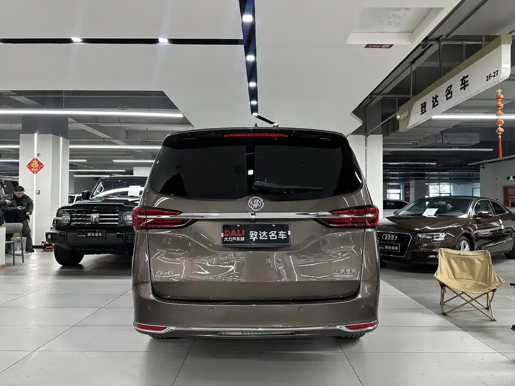 Buick GL8 2024 из CN, фото 8