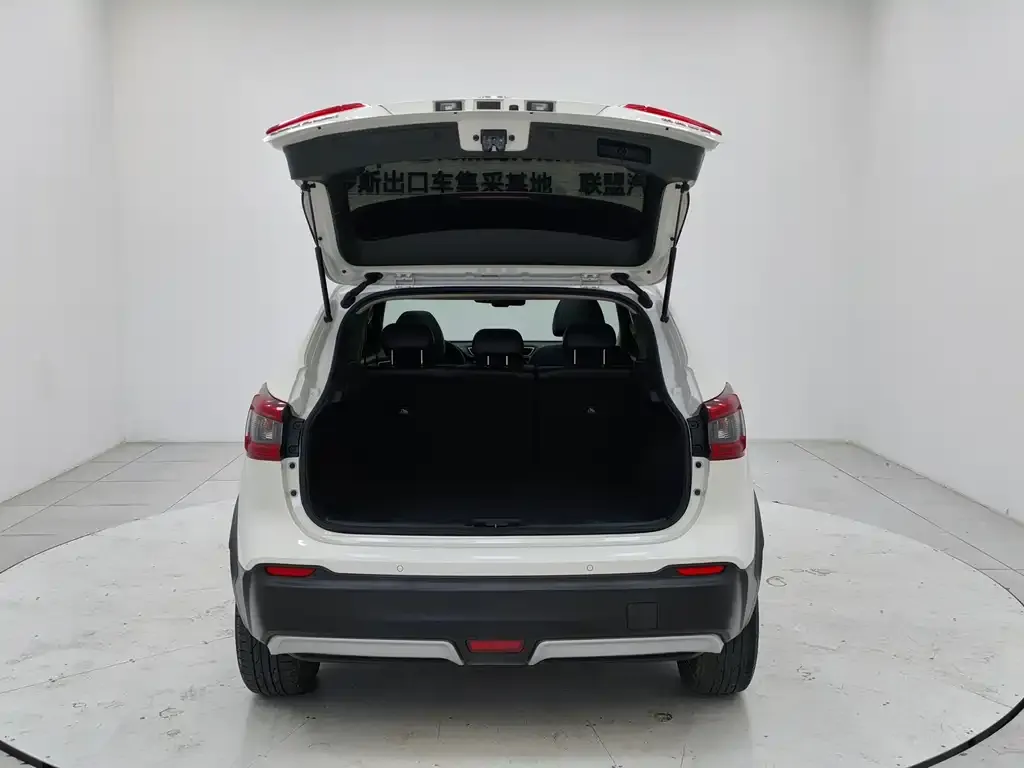 Nissan Qashqai 2022 из CN, фото 2