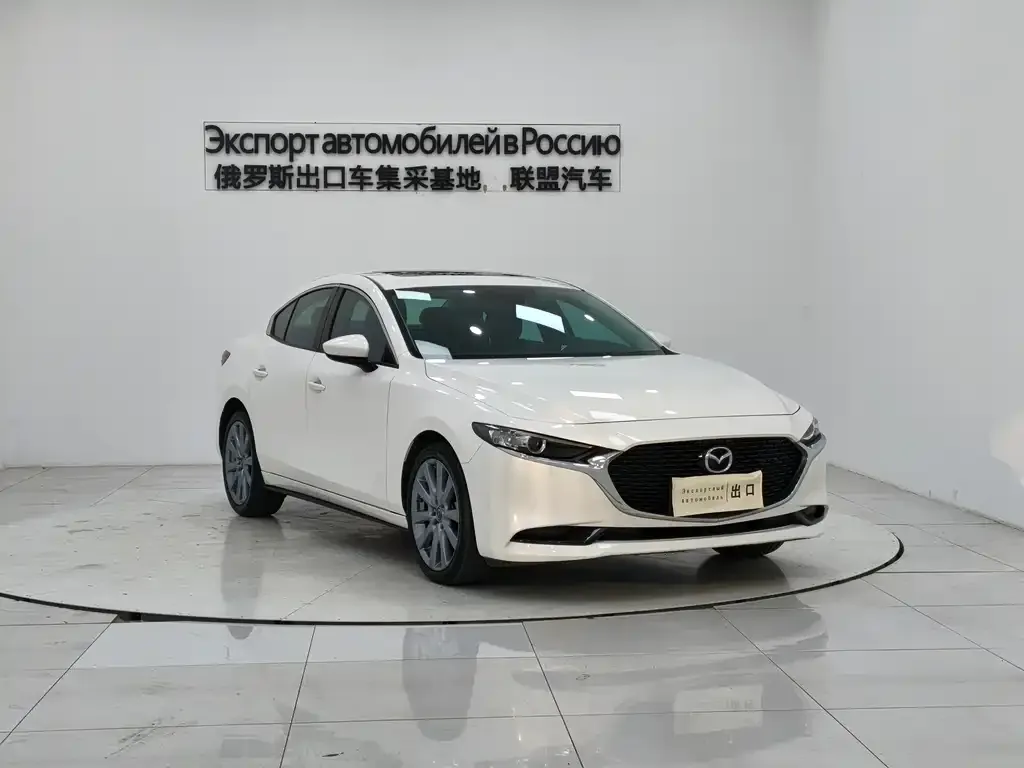 Mazda 3 Axela — фото 1