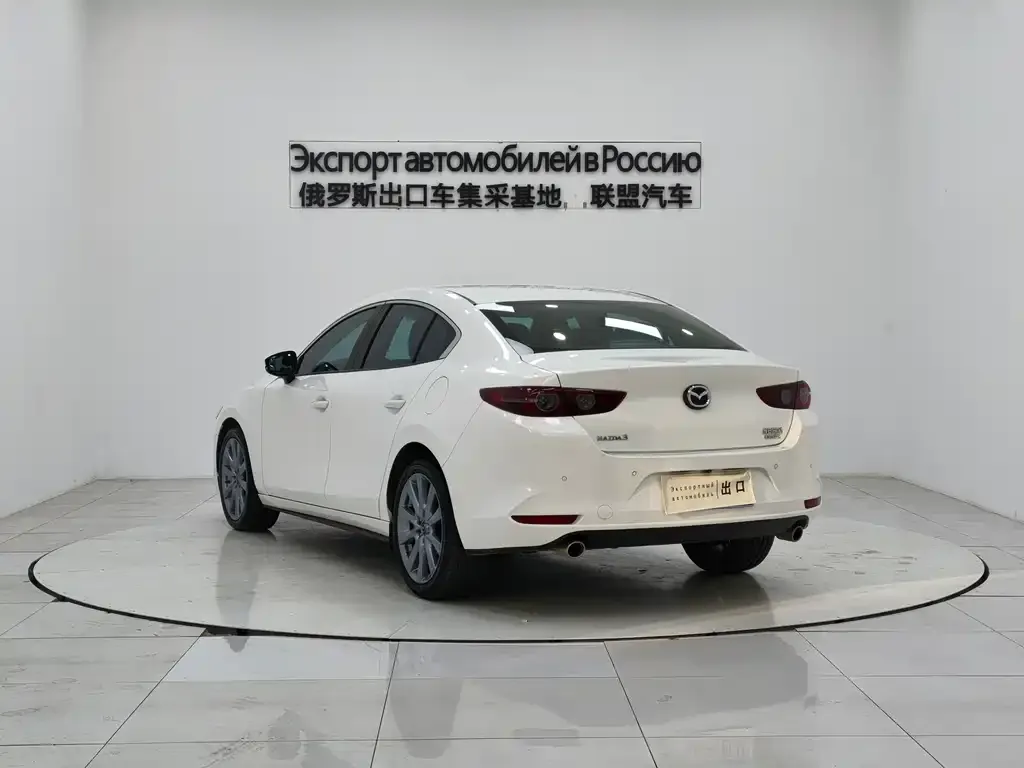 Mazda 3 Axela — фото 6