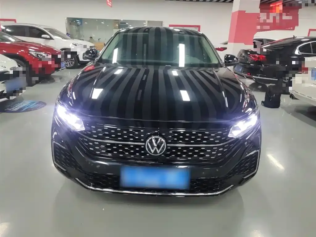 Volkswagen Passat — фото 4