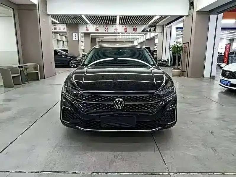 Volkswagen Passat 2022 из CN, фото 8
