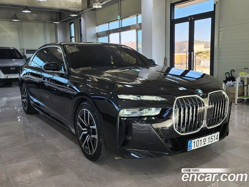 BMW 7-Series 2023 из KR, фото 2