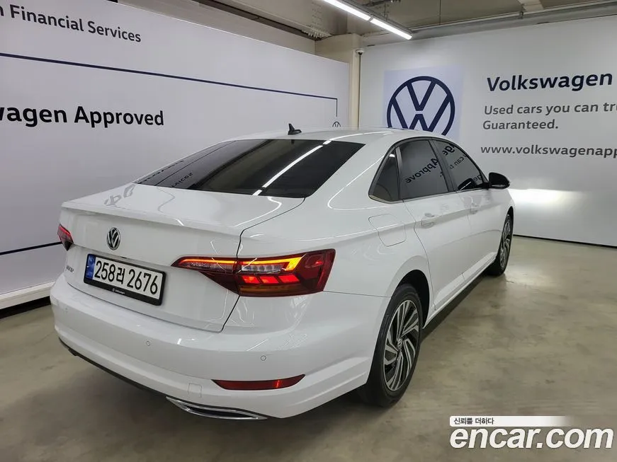 Volkswagen Jetta 2021 из KR, фото 2