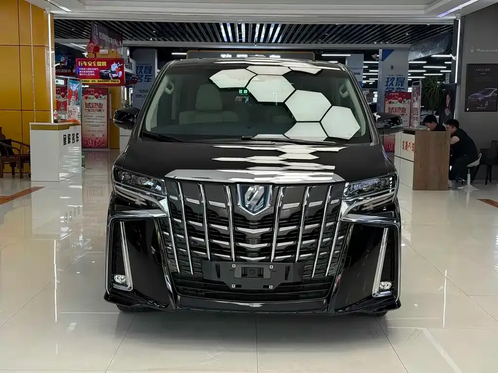 Toyota Alphard 2022 из CN, фото 2