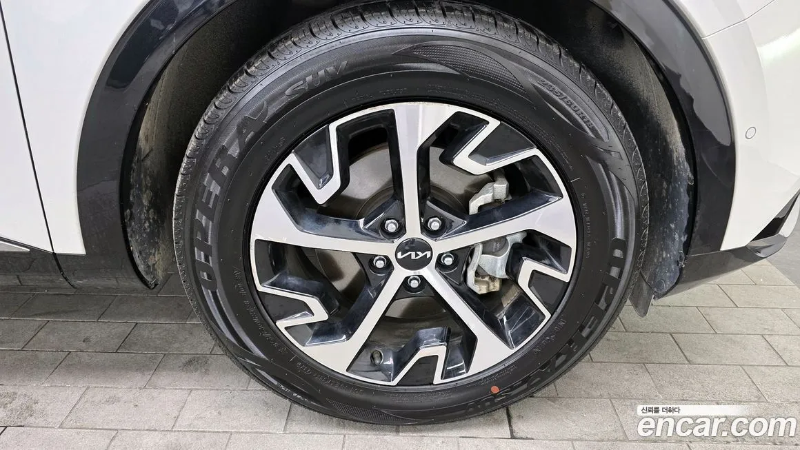 Kia Sportage — фото 8