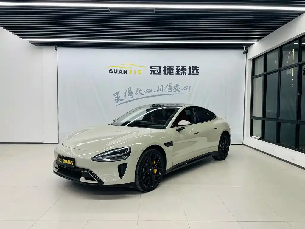 Xiaomi SU7 — фото 1