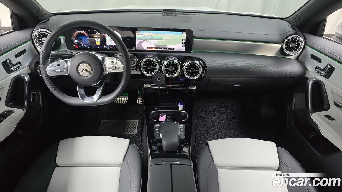 Mercedes-Benz CLA-Class — фото 10