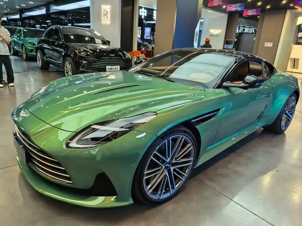 Aston Martin DB12 2024 из CN, фото 1