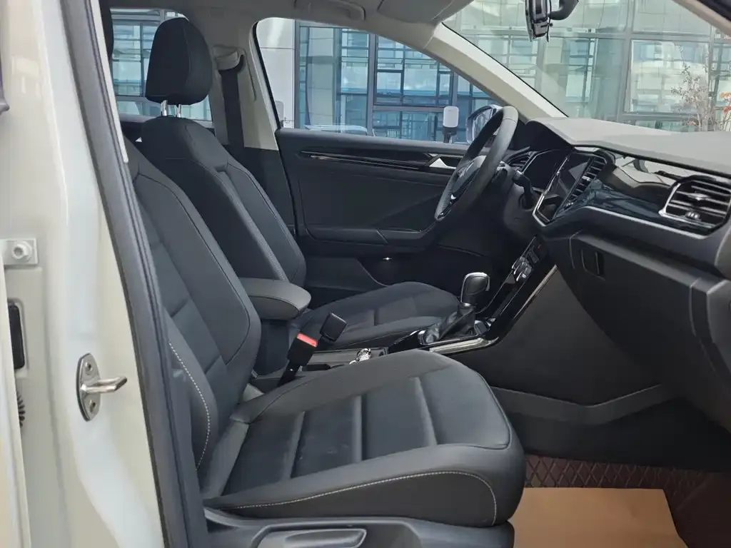 [object Object] T-Roc 2022 из CN, фото 7