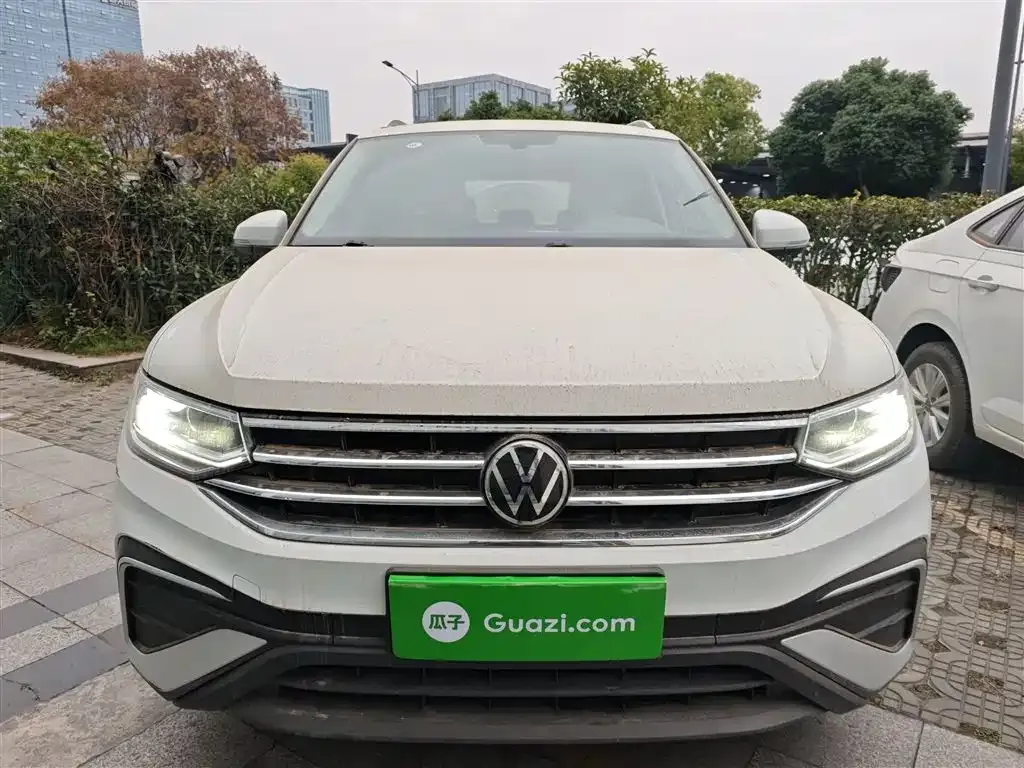 Volkswagen Tiguan L 2023 из CN, фото 8