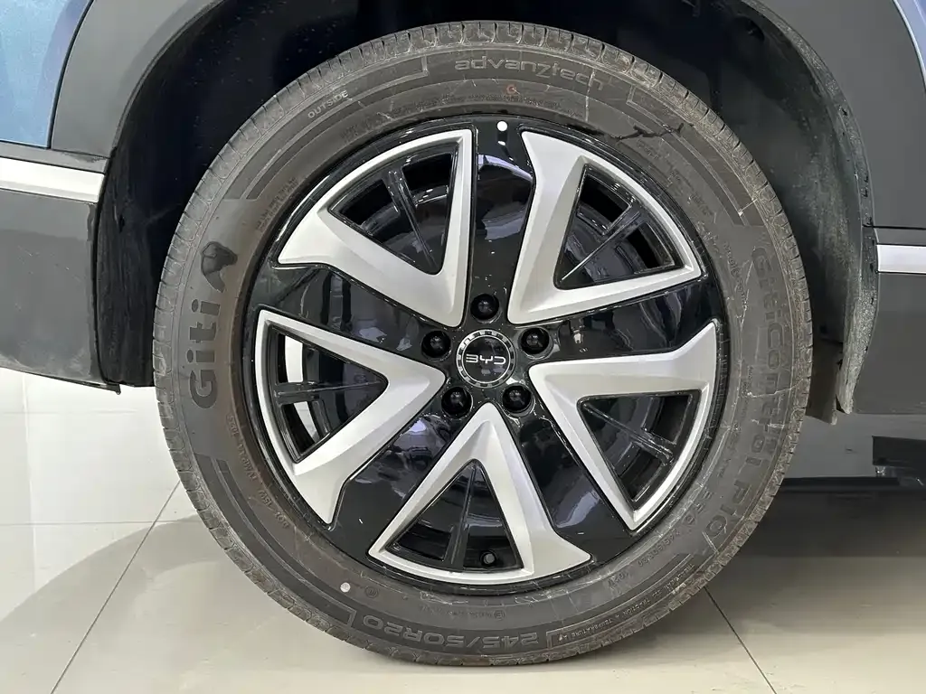 BYD Hiace 07 DM-i — фото 10
