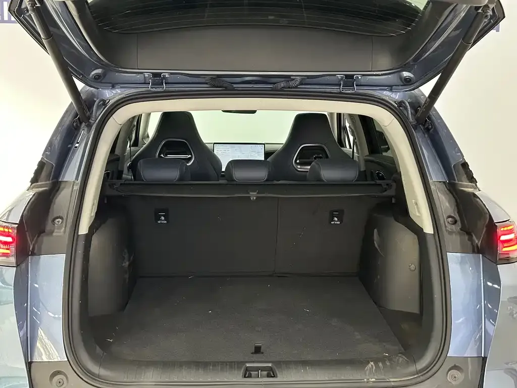 BYD Hiace 07 DM-i — фото 8