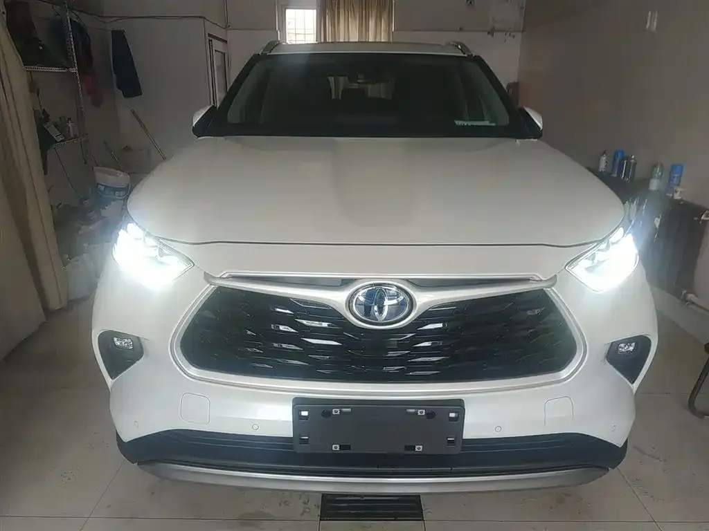 Toyota Highlander 2023 из CN, фото 8