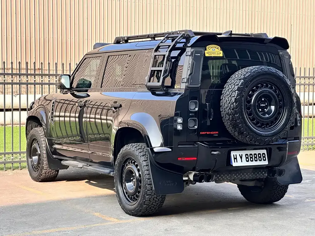 Land Rover Defender — фото 9