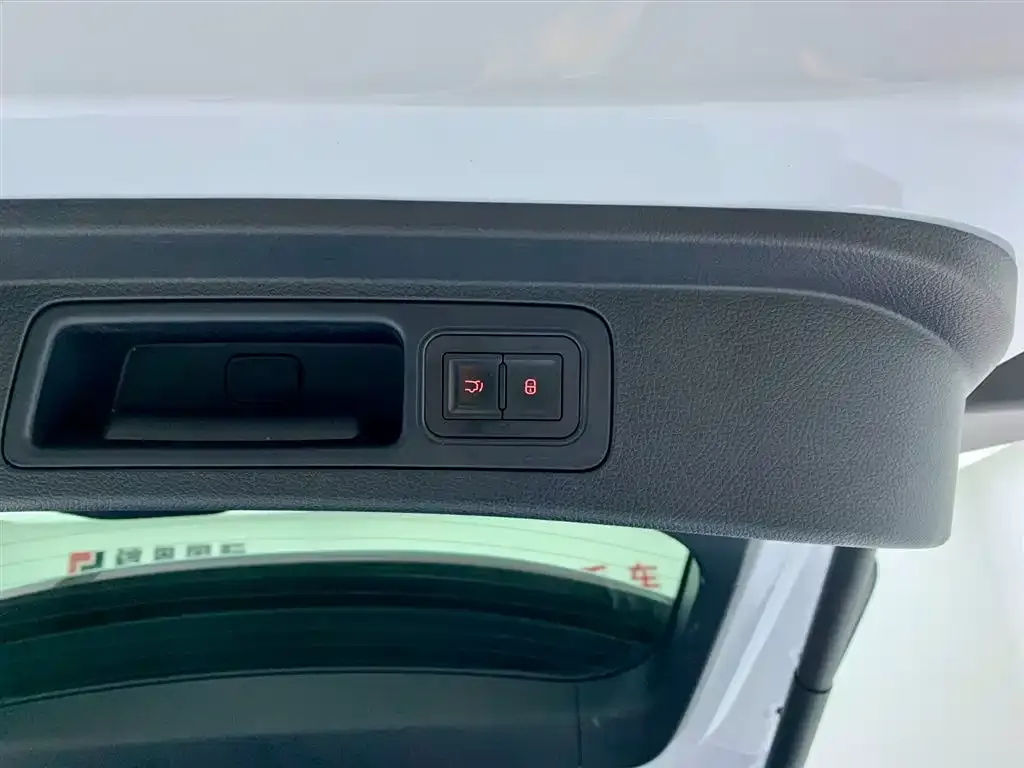 BYD PLUS New Energy — фото 6