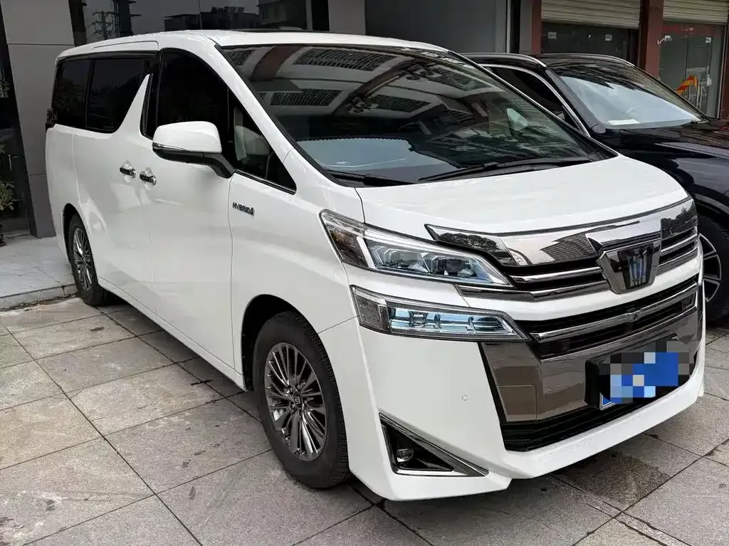 Toyota Vellfire — фото 6