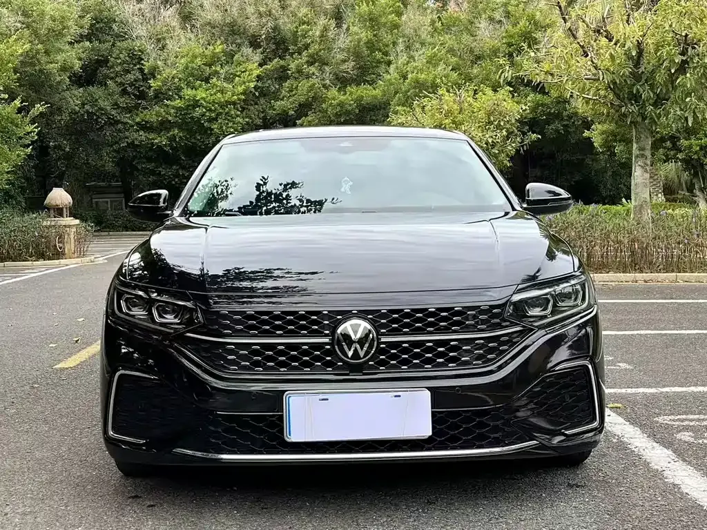 Volkswagen Passat 2022 из CN, фото 2