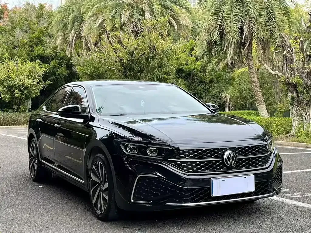 Volkswagen Passat 2022 из CN, фото 3