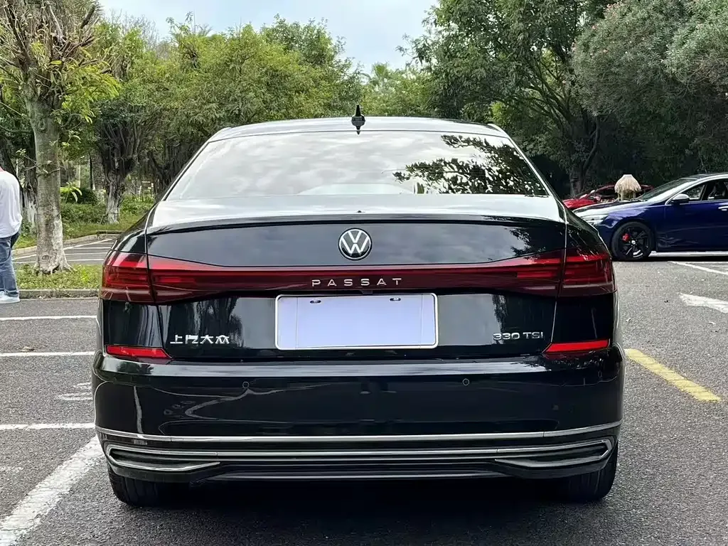Volkswagen Passat 2022 из CN, фото 8