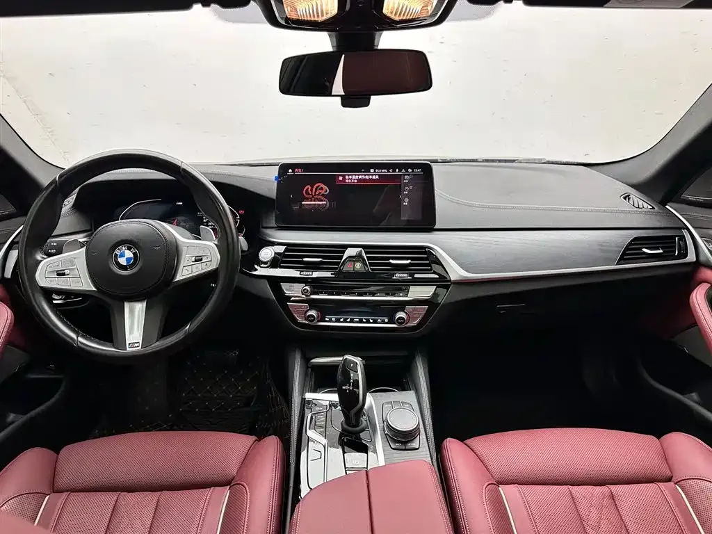BMW 5 Series — фото 9