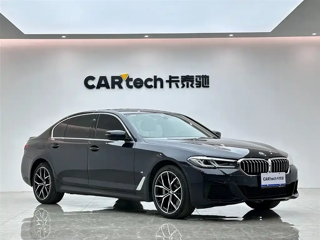 BMW 5 Series — фото 5