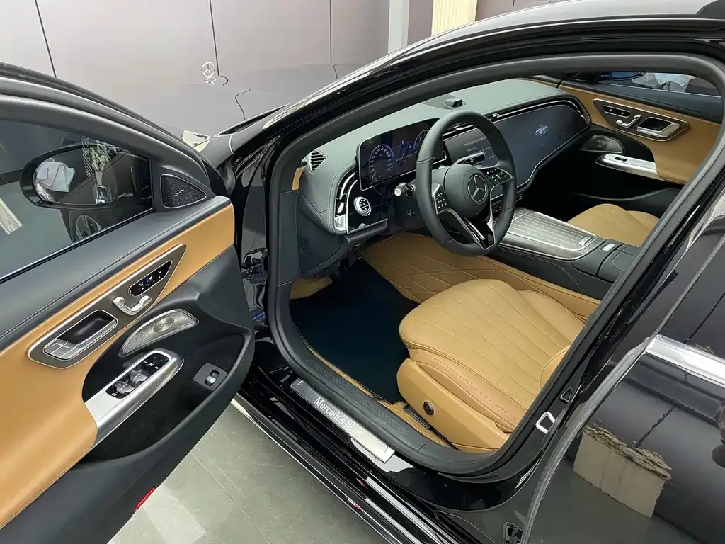 Mercedes-Benz E-Class 2025 из CN, фото 9