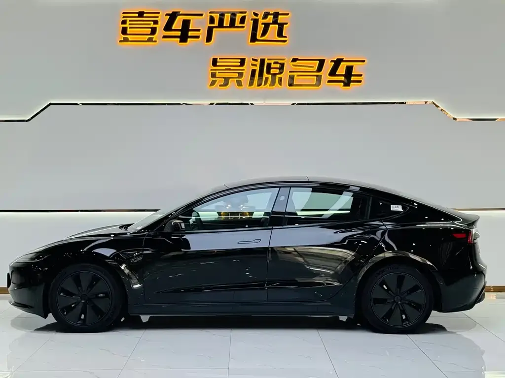 Tesla Model 3 — фото 4