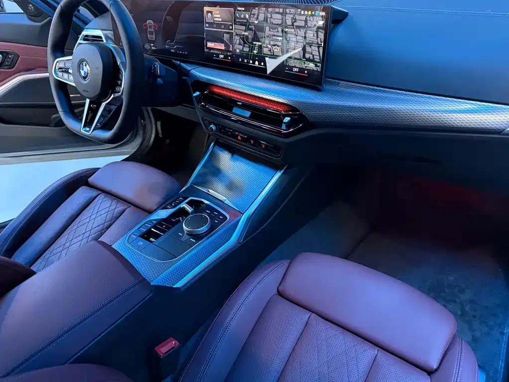 BMW 3 Series 2024 из CN, фото 2