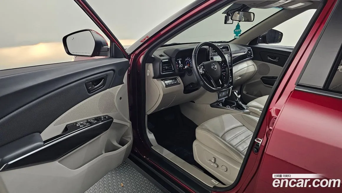 KG Mobility (Ssangyong) TIBOLI 2022 из KR, фото 8