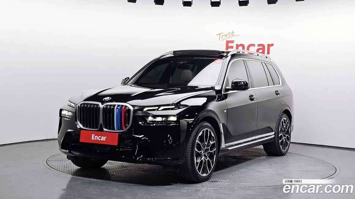 BMW X7 — фото 1