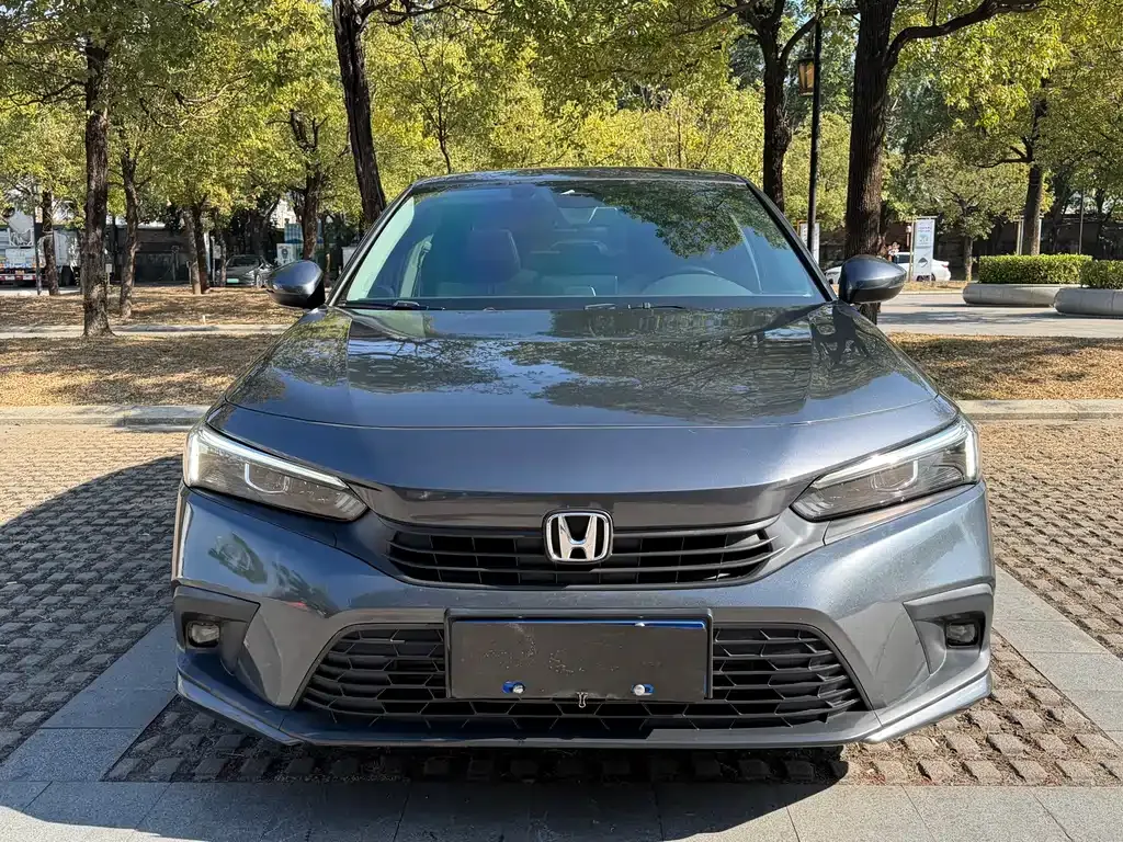 Honda Civic — фото 10