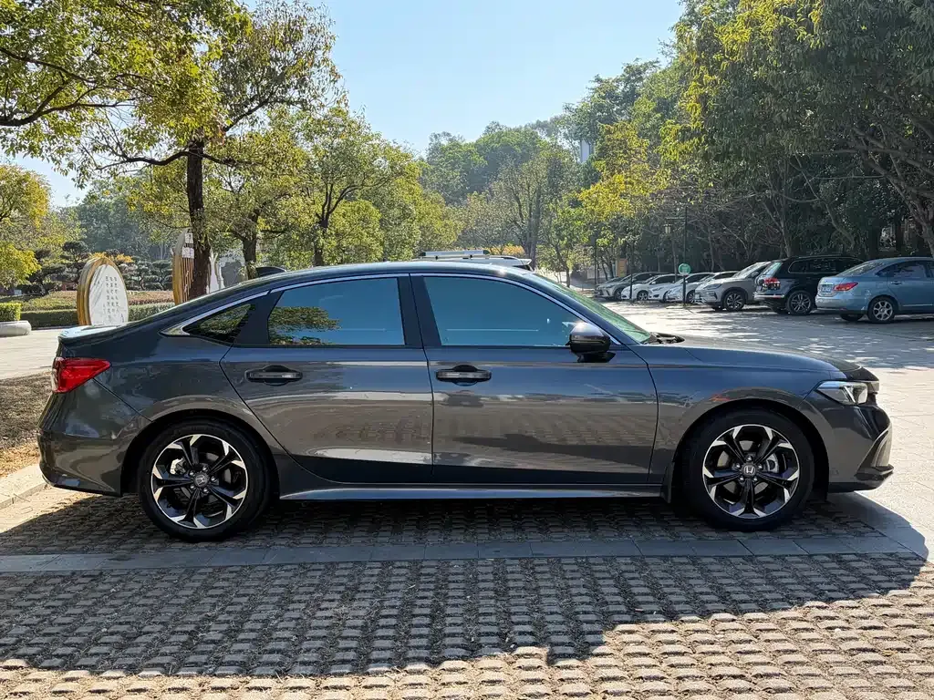 Honda Civic — фото 4