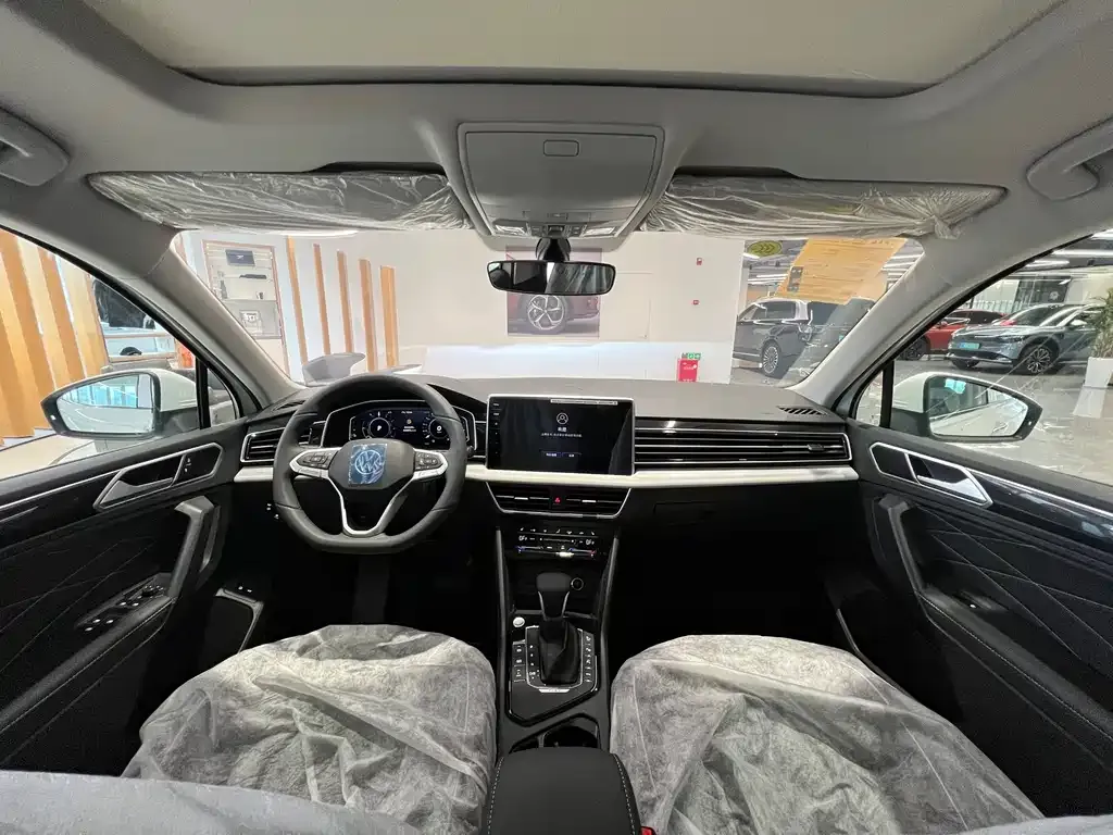 Volkswagen Tiguan L New Energy 2025 из CN, фото 8