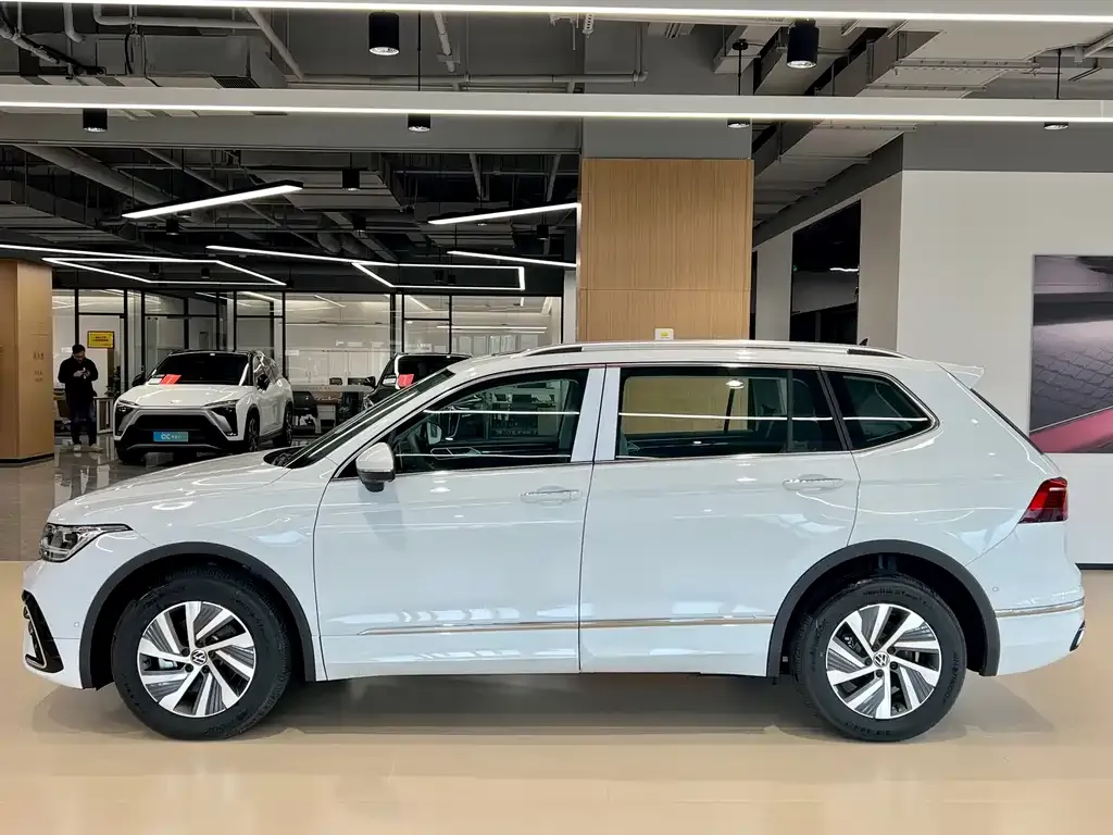Volkswagen Tiguan L New Energy 2025 из CN, фото 10