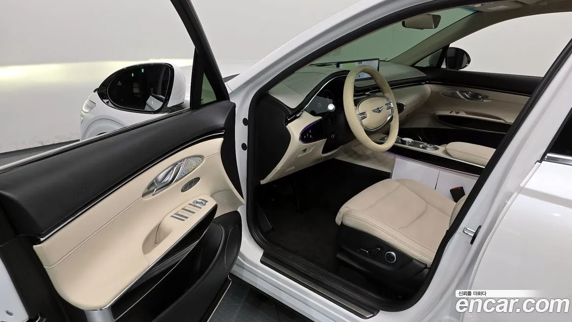 Genesis GV70 2023 из KR, фото 9