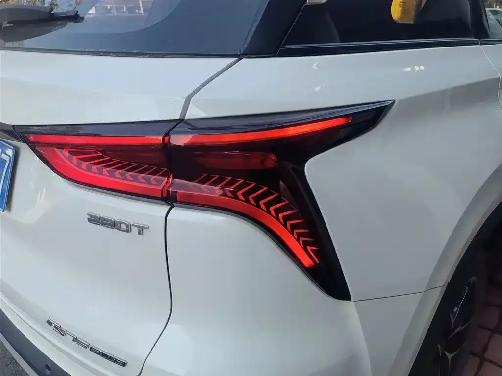 Changan CS75PLUS 2023 из CN, фото 2