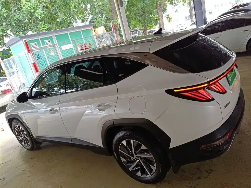 Hyundai Tucson — фото 9
