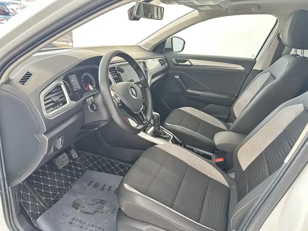 Volkswagen T-Roc 2022 из CN, фото 10