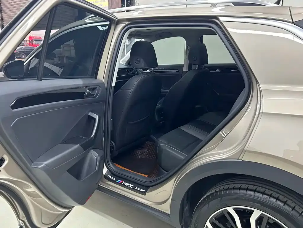 Volkswagen T-Roc 2022 из CN, фото 5