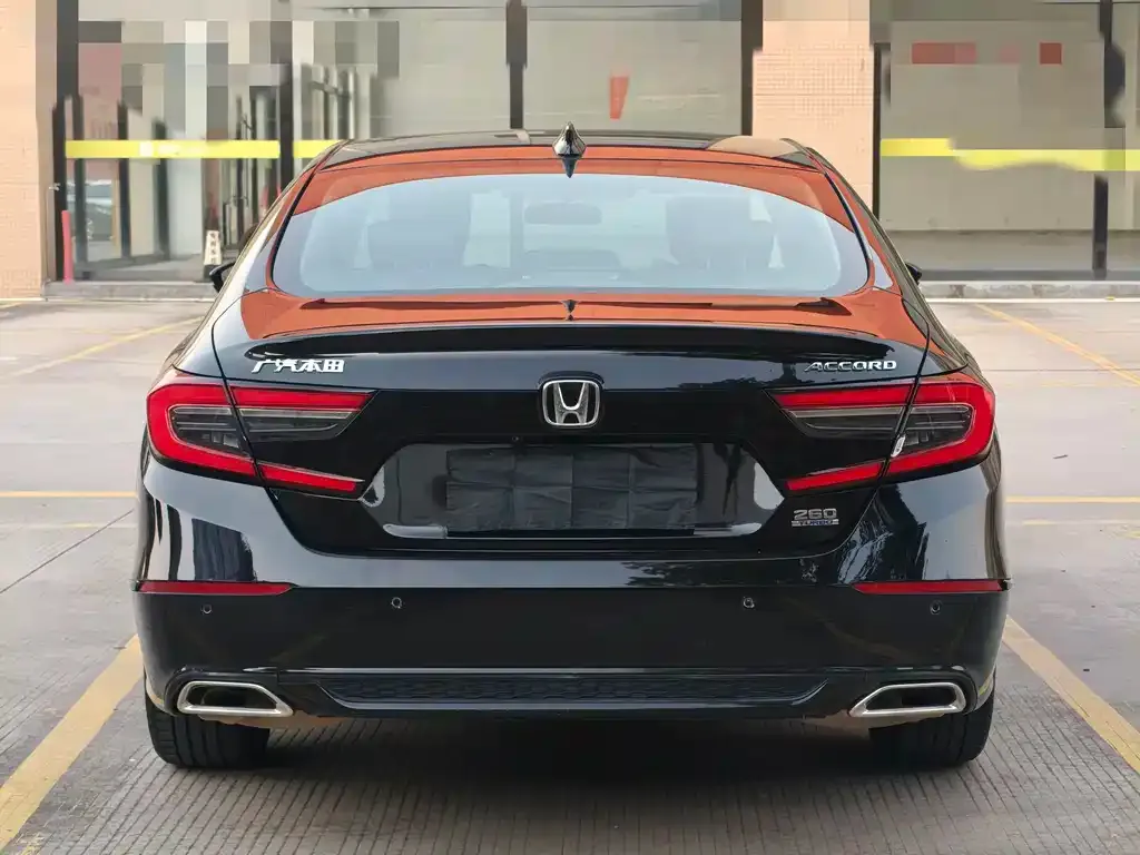 Honda Accord — фото 6