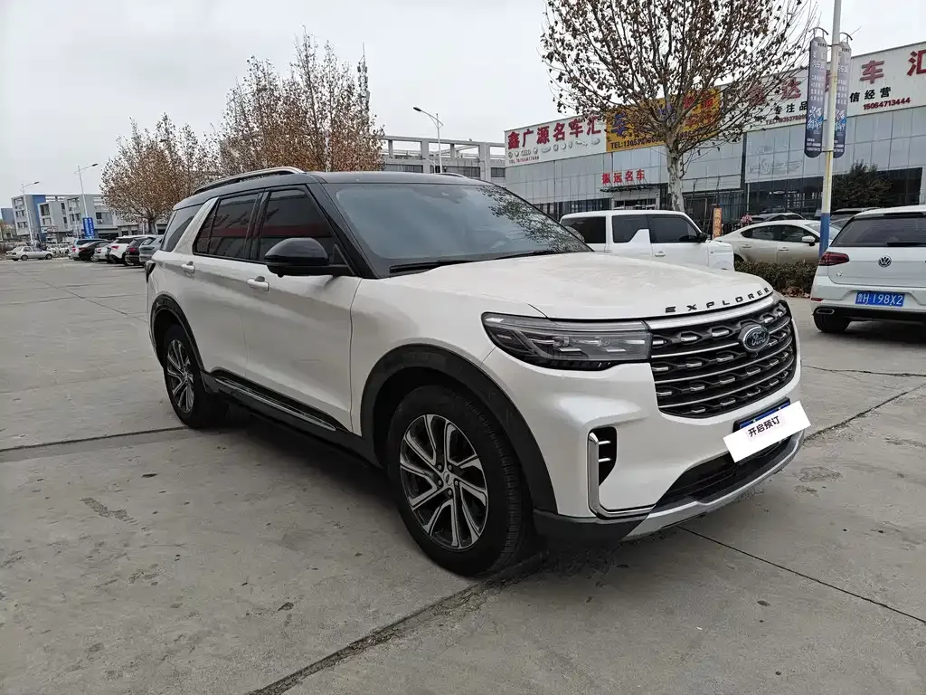 Ford Explorer 2024 из CN, фото 9