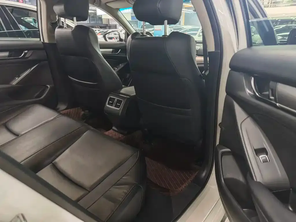 Honda Accord 2021 из CN, фото 4