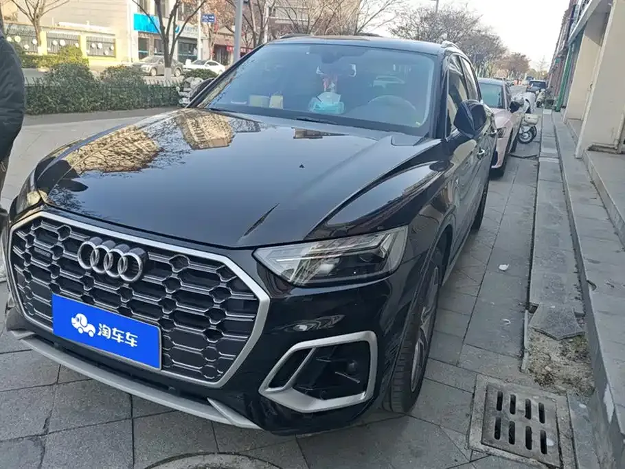 Audi Q5L 2022 из CN, фото 1