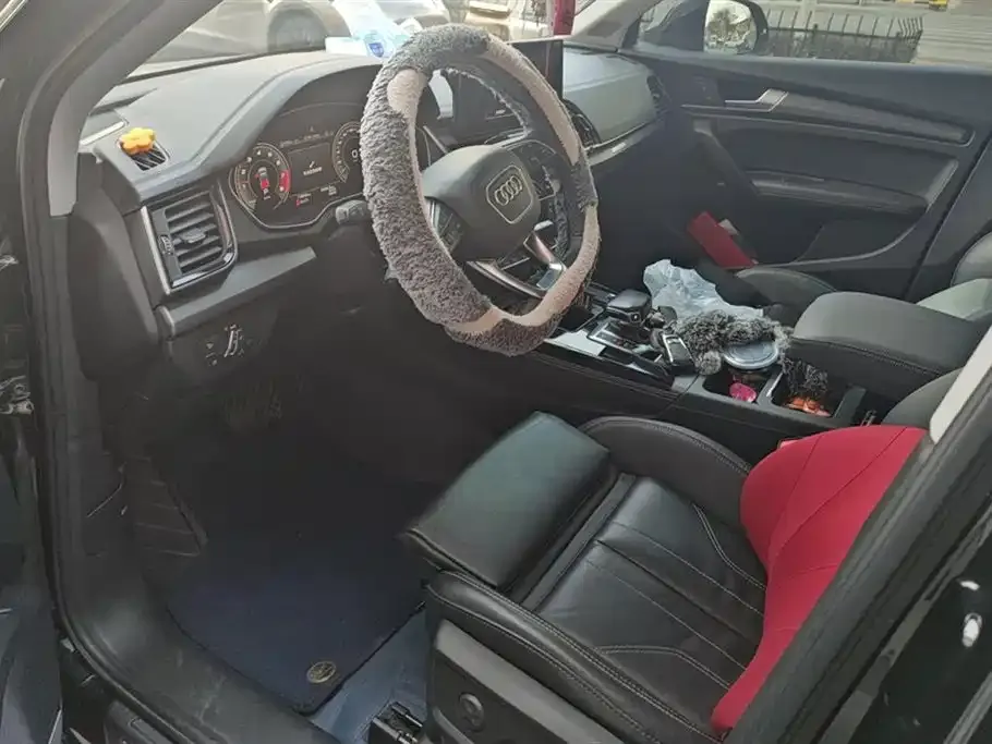 Audi Q5L 2022 из CN, фото 4