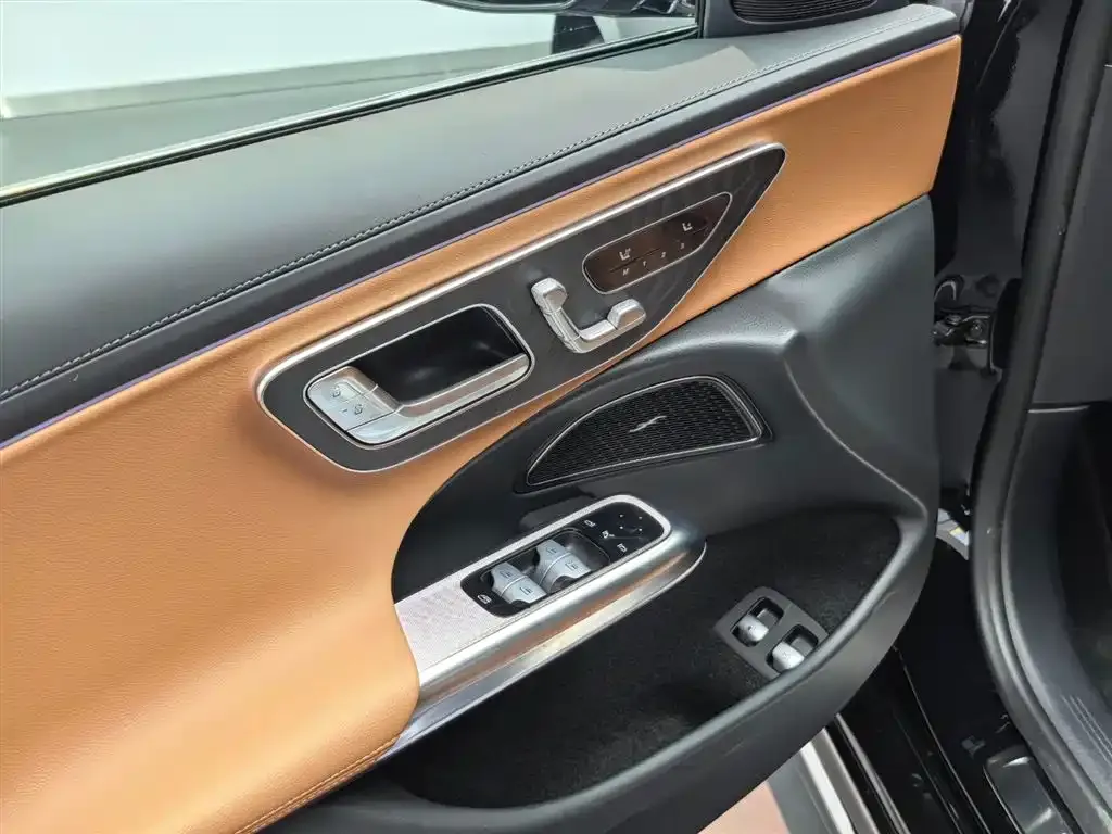 Mercedes-Benz E-Class New Energy — фото 9