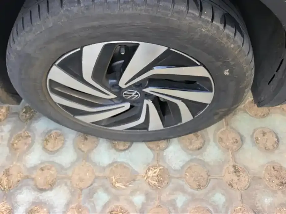 Volkswagen Tiguan L 2024 из CN, фото 7