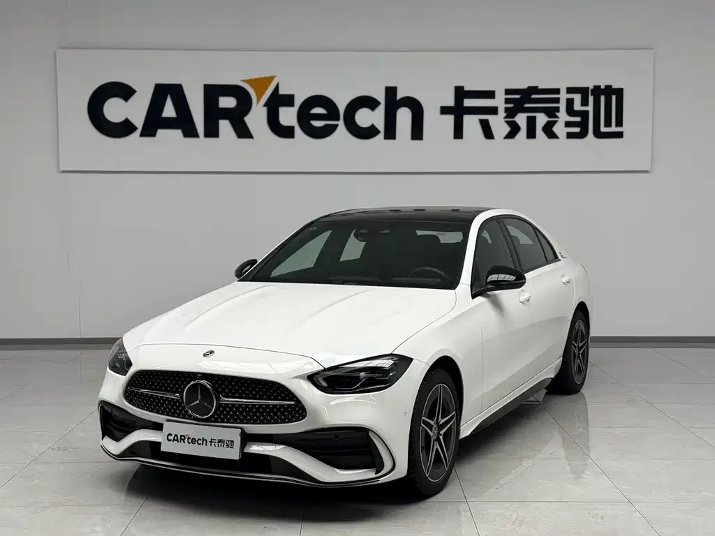 Mercedes-Benz C-Class — фото 1
