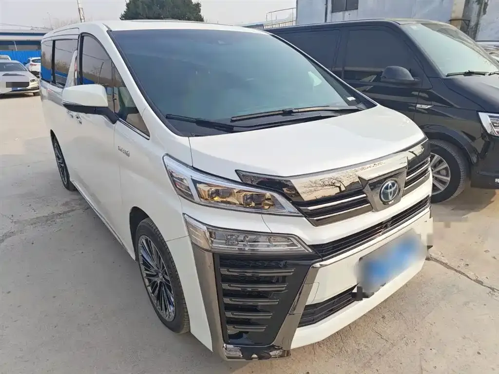 Toyota Vellfire 2023 из CN, фото 2
